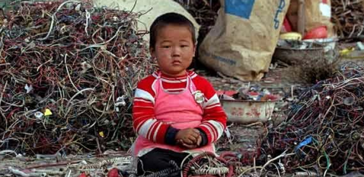 china-boy-art-e-waste.png