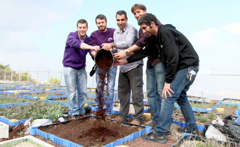 These guys think coffee can do a green roof good