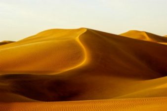 Star Wars 7 “otherworldly” set  in Abu Dhabi desert