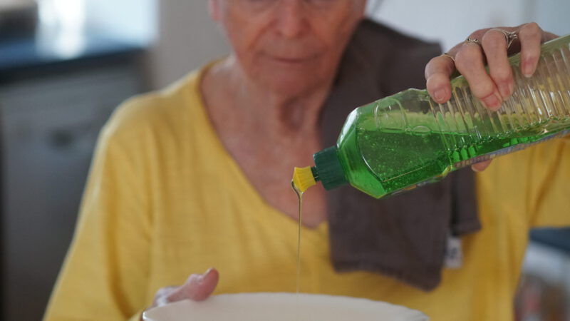 Why Are All the Dishwashing Soaps Diluted with Gel?
