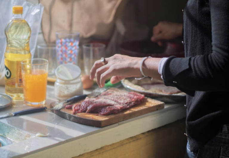 The Health Benefits of Dried Meat: A Nutritious and Delicious Snack