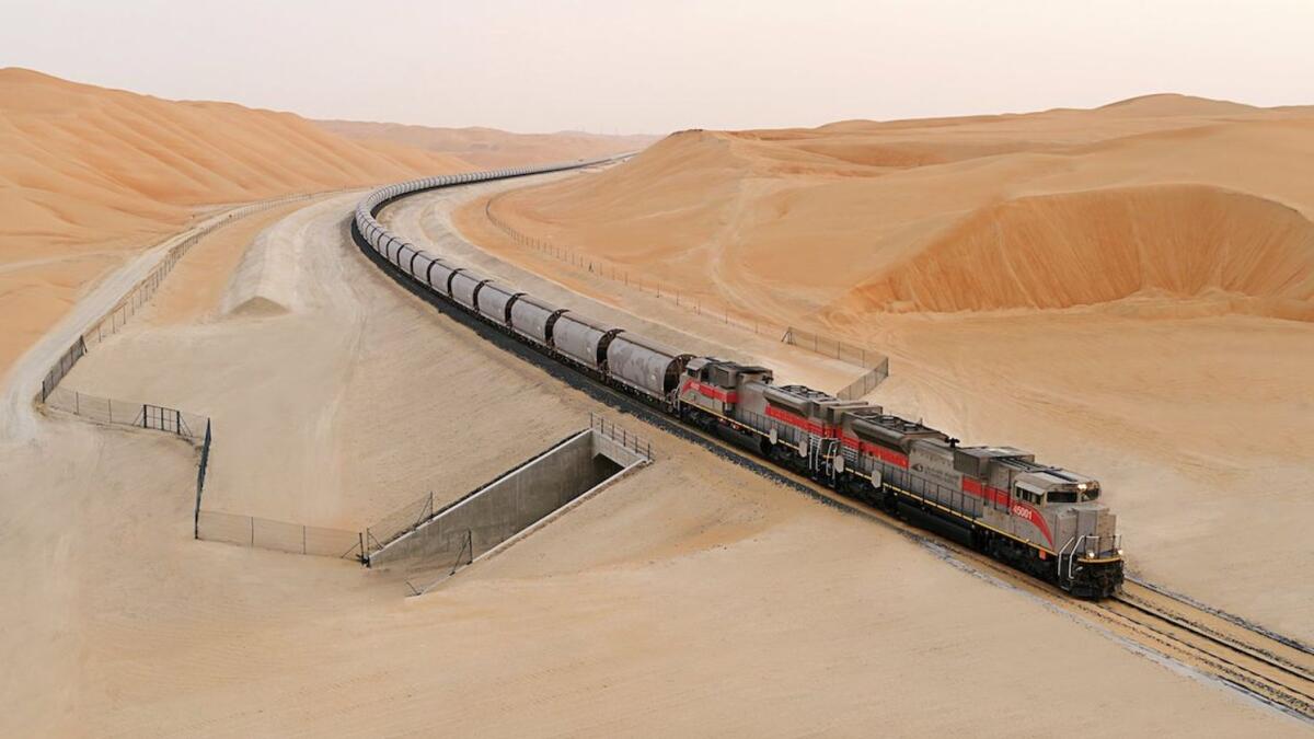 Etihad rail, zipping across the desert