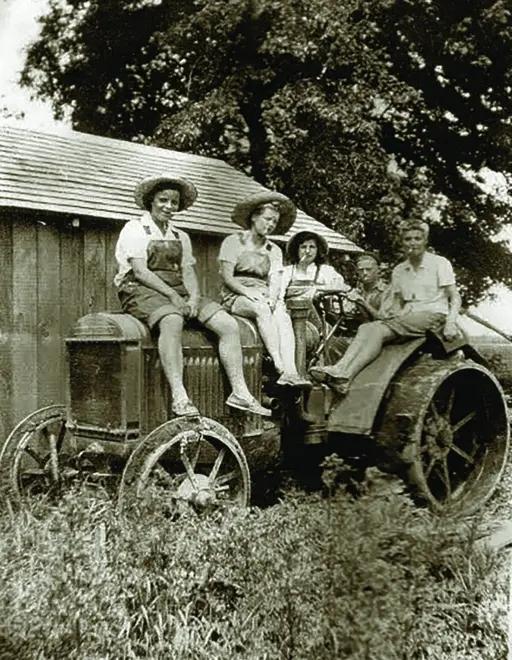 Farmerettes, Ontario Farmerettes, Canadian Farmerettes, World War II Canada, women in wartime, Canadian farming history, Bonnie Sitter, Onion Skins and Peach Fuzz, We Lend a Hand documentary, Ontario farms, teenage farm workers, Farm Service Force, women in agriculture, Canadian history, Second World War, rural Ontario, food production, women's history, vintage farm photo, harvest season, Branksome Hall, Camp Winonona, Canadian National Exhibition, CNE 2026, wartime agriculture, historical documentary, Ontario heritage, Canadian women, victory food production, Green Prophet