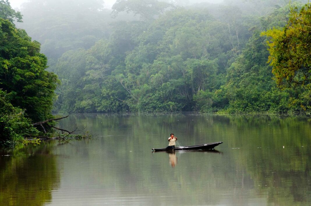 fishing man peru in amazon