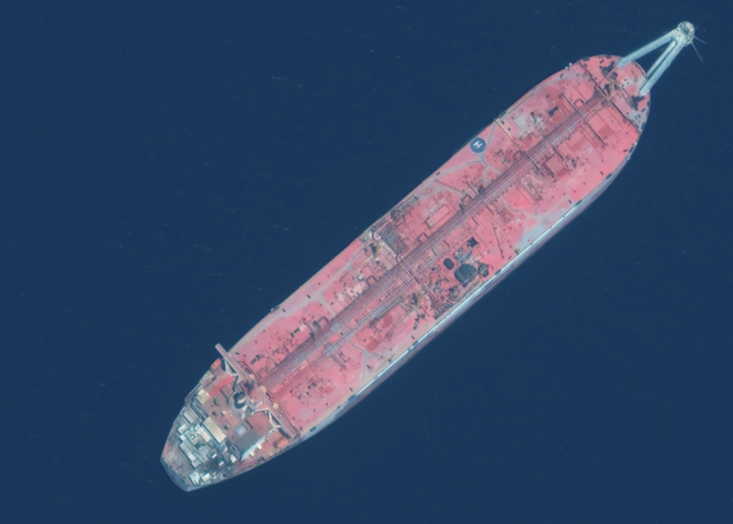 FSO safer oil tanker, red tanker, off coast of Yemen