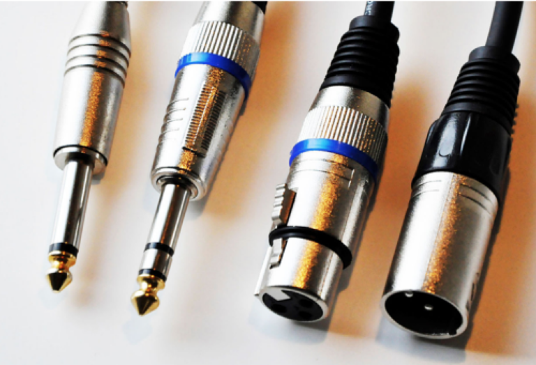 Energy-efficient hard lined cables vs. bluetooth connections