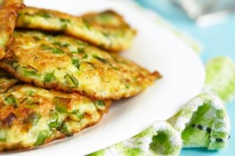 Healthy Herbed Zucchini Fritters For Hanukkah: RECIPE