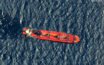 Red Sea cargo ship sinks with no condemnation from Greenpeace