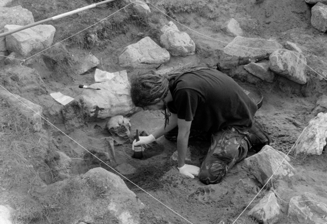Excavation photograph of Individual 1 (SC 1061426 © Crown Copyright: HES. Excavation photograph by GUARD).