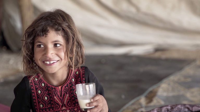 Israeli designer creates device that sterilizes milk – off-grid!