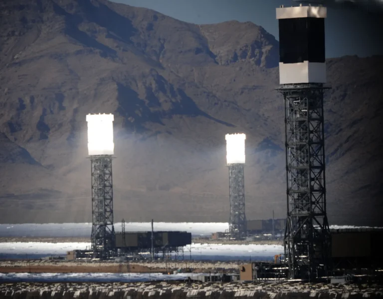 Ivanpah: the value of first-of-line green energy projects, even when they fail