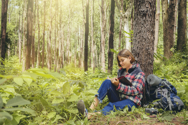 How to Score 9 in an IELTS exam and talk English like a green pro!