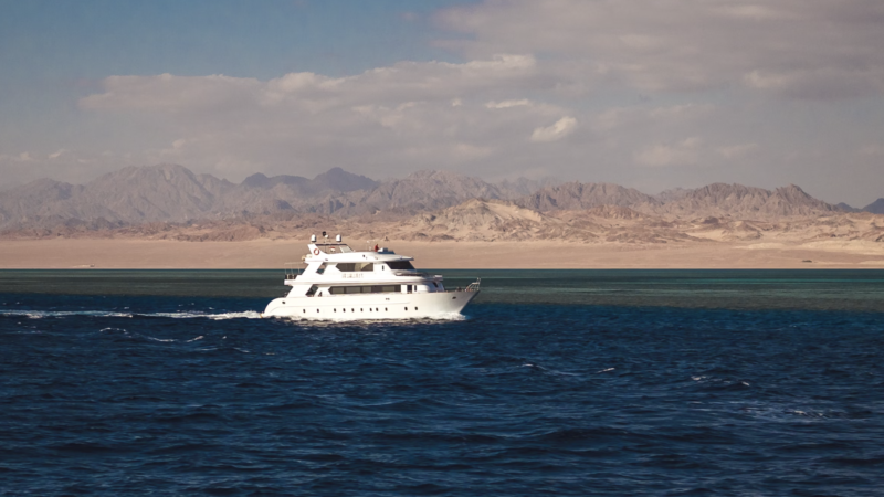 Dive boat tourist raises concerns and tips for dive safety