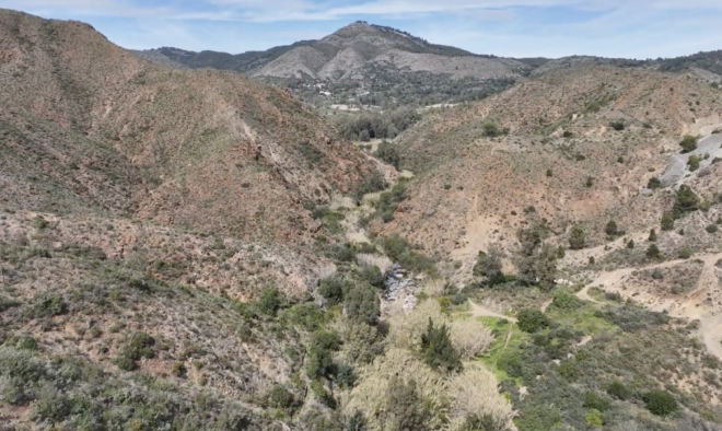 Beneath the tranquil, unassuming landscapes of Comminges lies one of Europe’s most promising natural hydrogen reserves. Once overlooked for its plain topography, this region in the French Pyrenees is now gaining global attention thanks to cutting-edge AI exploration by Mantle8. With soil-gas readings reaching 2,500 ppm—well above industry benchmarks—Comminges is emerging as a key player in Europe’s transition to clean, locally sourced energy. Ideal geology, low human impact, and strategic location make it a prime site for scalable, cost-effective hydrogen production.