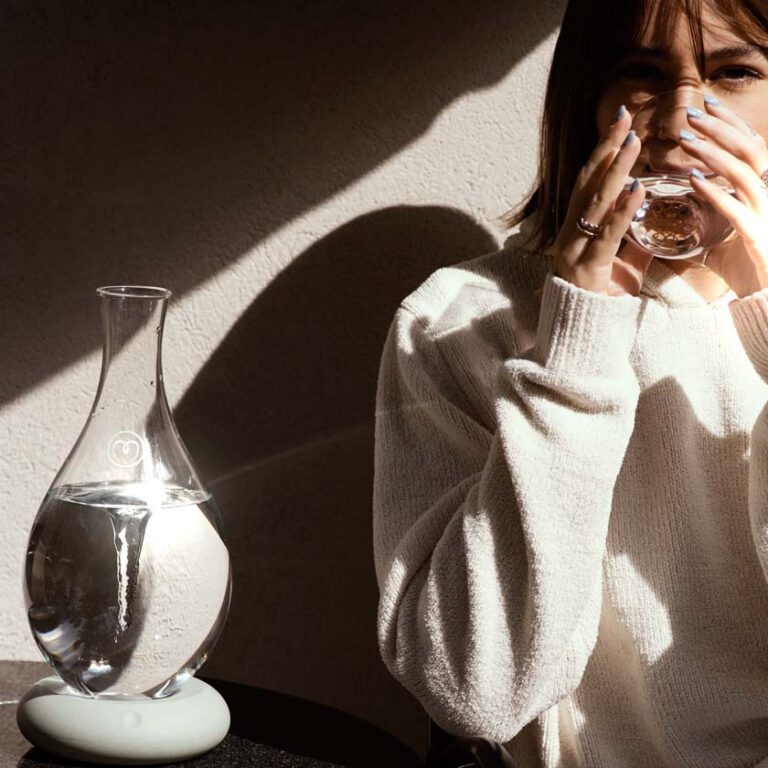 Mayu makes spring water from your tap