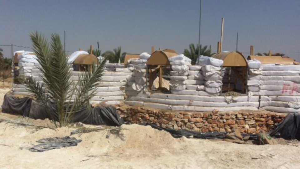 moon-cocoon-super-adobe-jericho-palestine-process.jpg