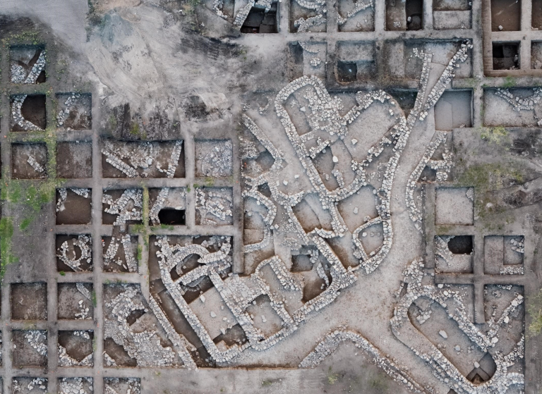 Archeologists unearth ancient “New York City” in Israel