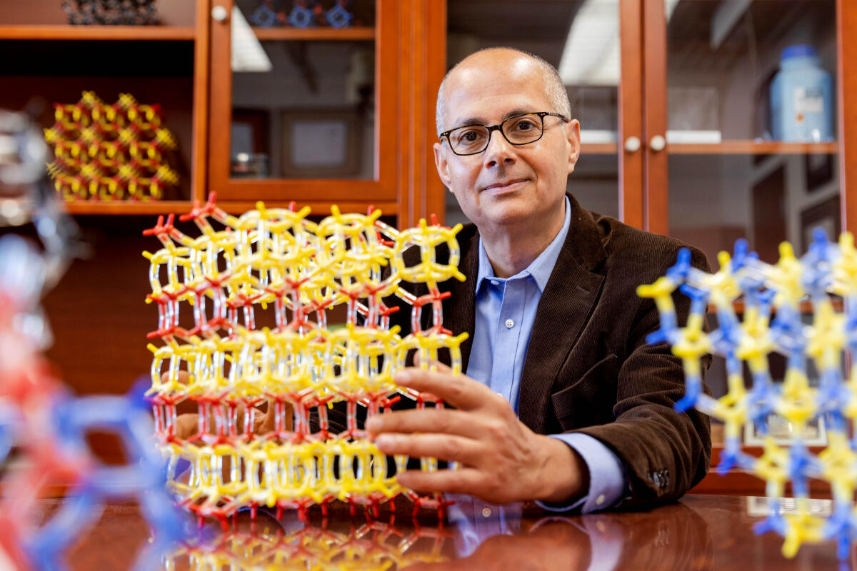 Jordanian-American scientist wins with the Nobel Prize for advancing AWG, pulling water from thin air, using chemistry and physics.
