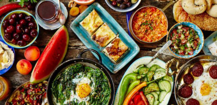 ozlem-turkish-table-cookbook.jpg