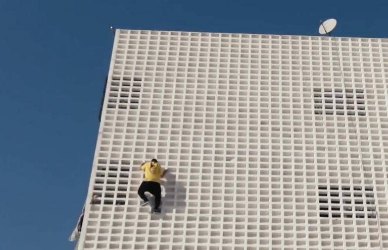 Gaza Parkour Take to the Streets