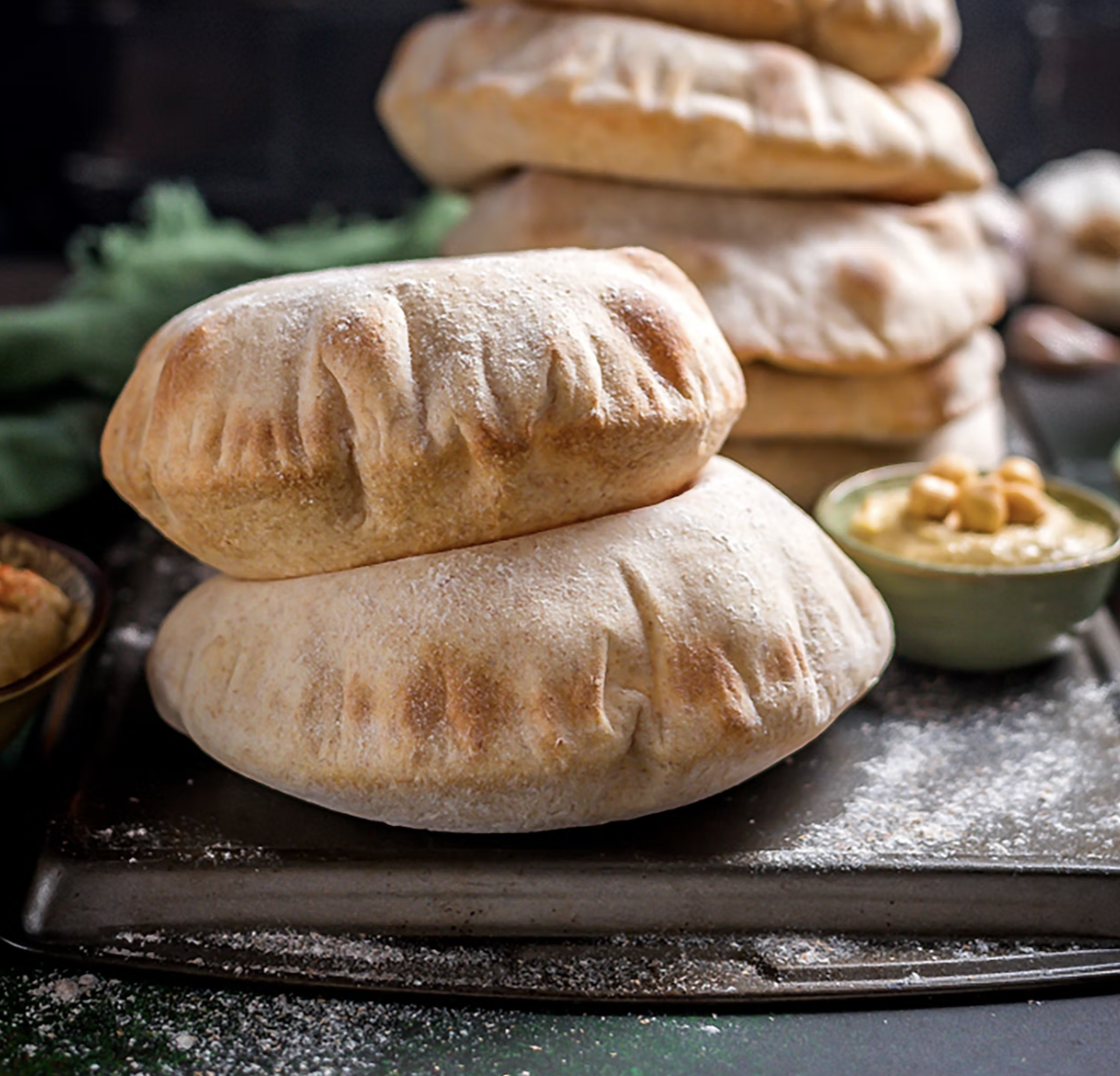 Pita with labne, labaneh, creamy yoghurt cheese