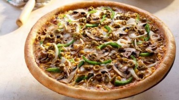 Domino’s vegan pizza makes global first in Israel