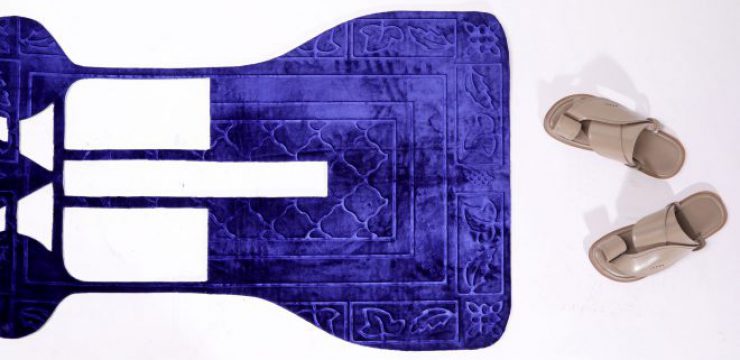 prayer-mat-saudi-arabia-shepherd-studio-design_dezeen_hero.jpg