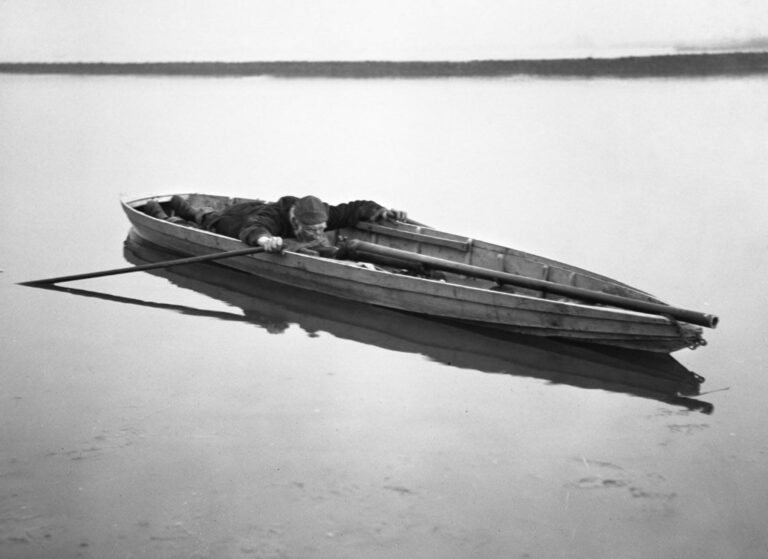 The strange history of the 2 gauge gun, and why nobody actually shoots one anymore