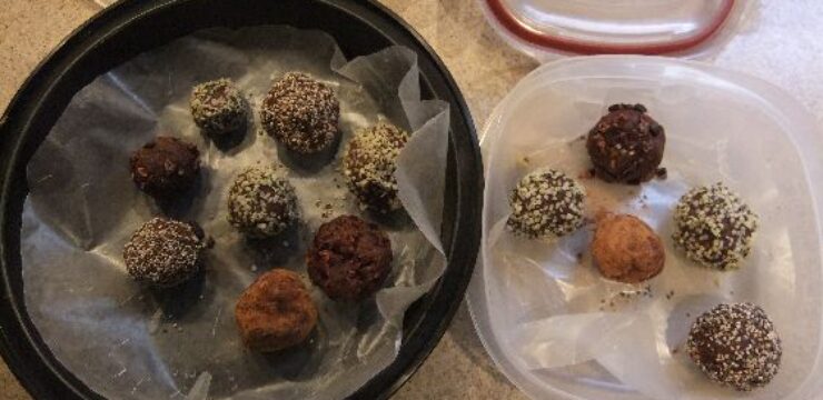 raw-energy-date-balls-3.jpg.jpg