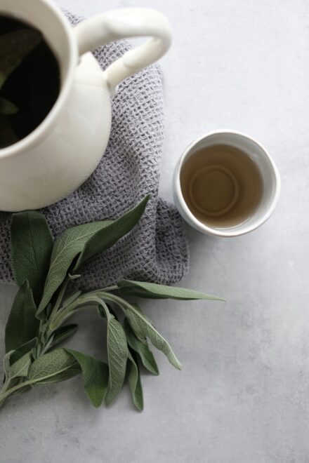 sage tea for hot flashes