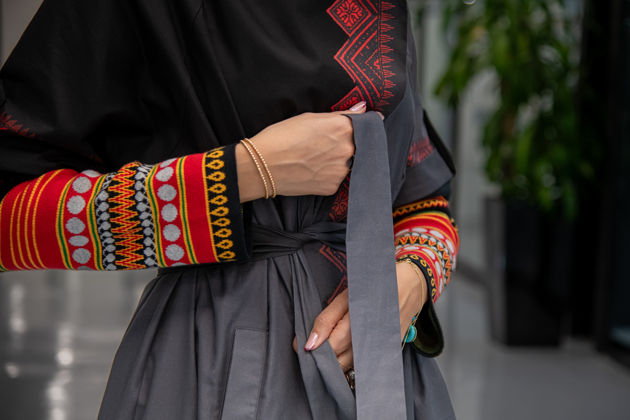 Seaweed abaya courtesy of King Abdullah University of Science and Technology (KAUST) 