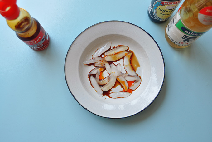 Dan cooks jellyfish as an act of revenge. Images from his food blog, Ptitim