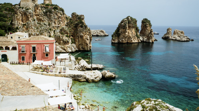 Fight against illegal fishing and bottom sea trawling in the Mediterranean