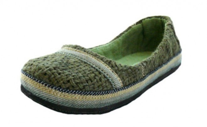 shoes made from old tires