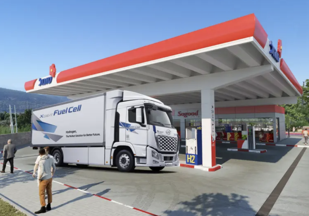 Sonol energy hydrogen fuel truck mock up by Gitam