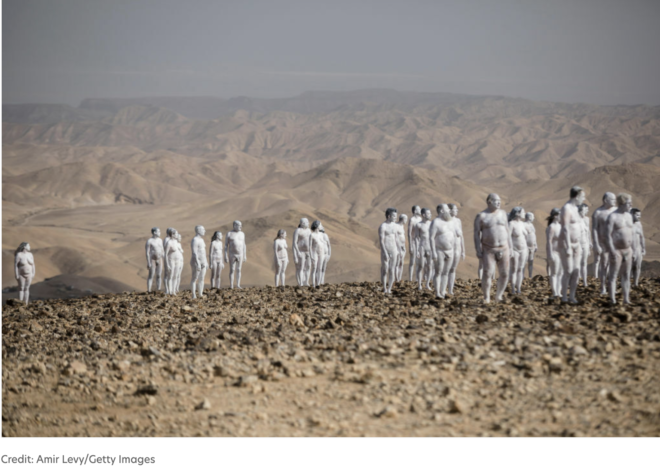 spencer tunick, dead sea nudes, 2021