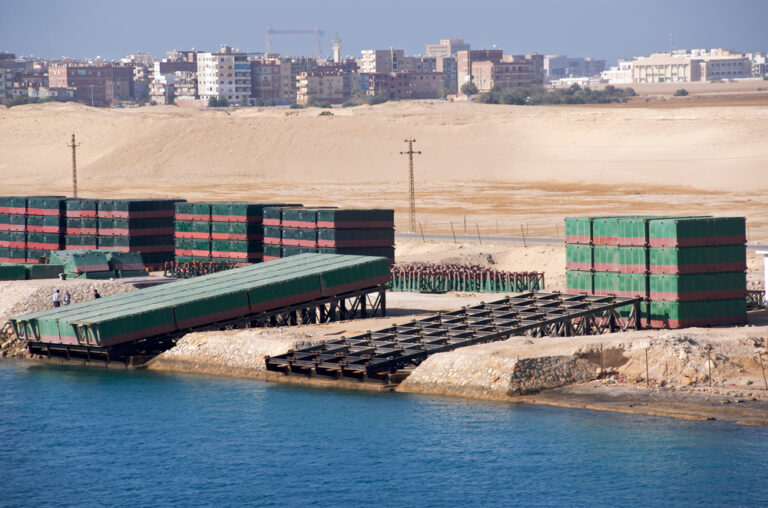 Suez Canal and the military problem