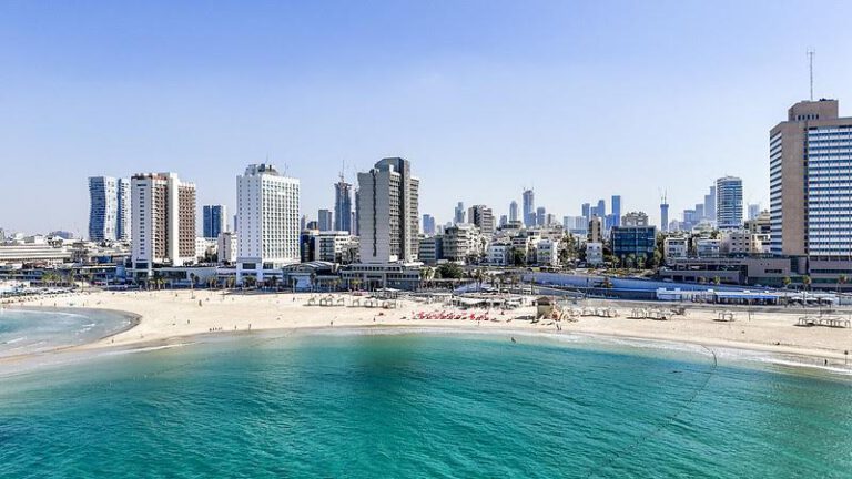 All 13 Tel Aviv Beaches Reawarded the Prestigious ‘Blue Flag’ for 2025