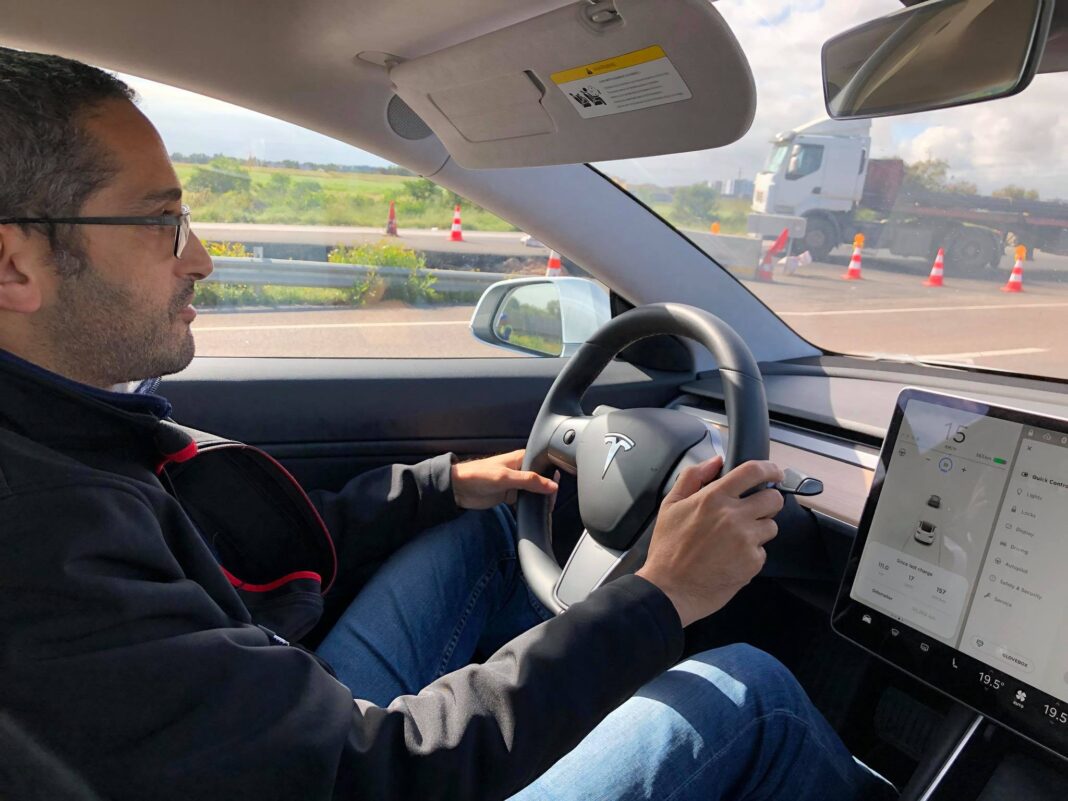 The first Tesla 3 arrives in Morocco