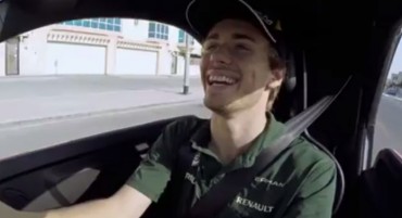 Formula One Drivers Take On Dubai in an Electric Twizy Frenzy (video!)