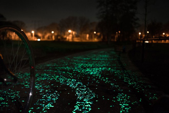 solar powered glow bike path