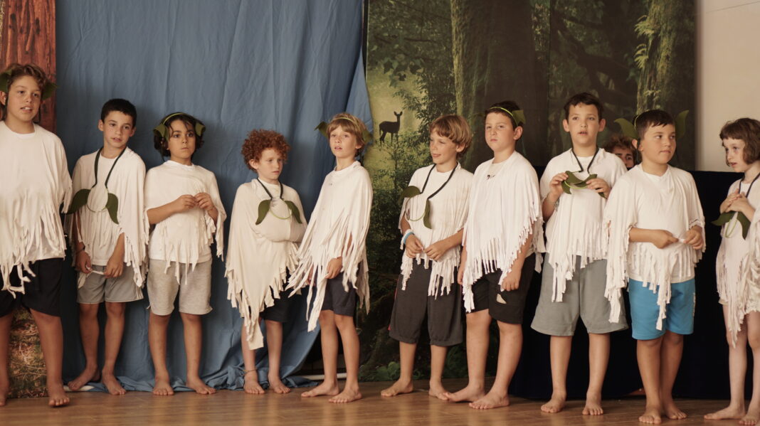 Boys from the Shemesh class, Reut