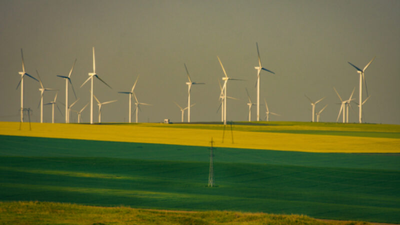 Israeli investors secure $120 million USD loan to build wind power in Romania