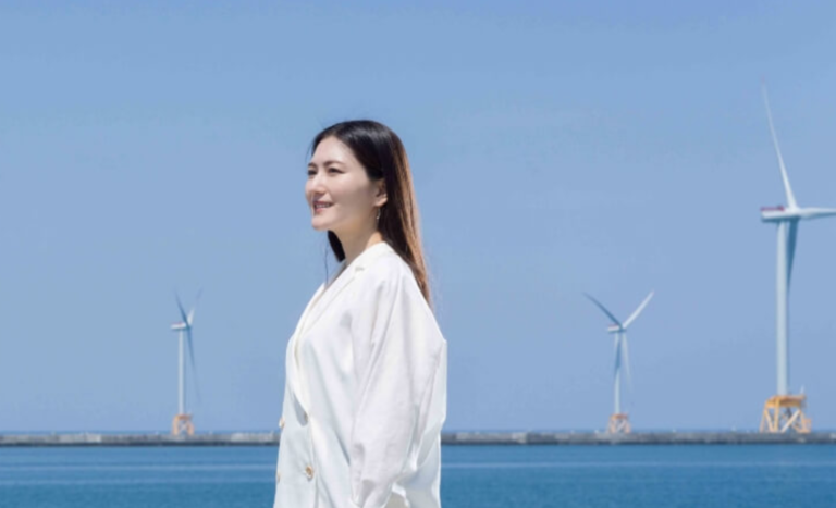 Asia Powers Ahead in Global Renewable Boom, But Africa Risks Being Left Behind