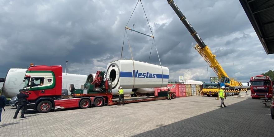 wind turbine nacelle tiny home